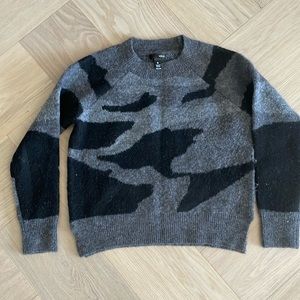 Aqua Camo Sweater Size Small